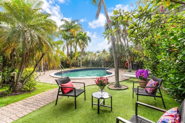 The Jasmine Apartments By Lowkl - Wilton Manors, FL