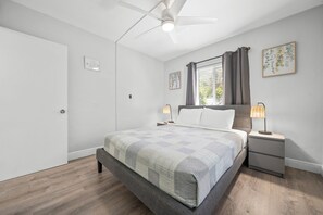 Appartement classique | Fer et planche Ă repasser, accĂšs au Wi-Fi (inclus), literie fournie