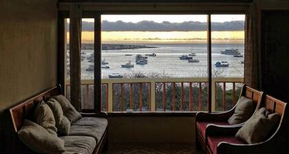Galeodan Dorado Suite - Spacious Family Suite with Gorgeous Ocean View