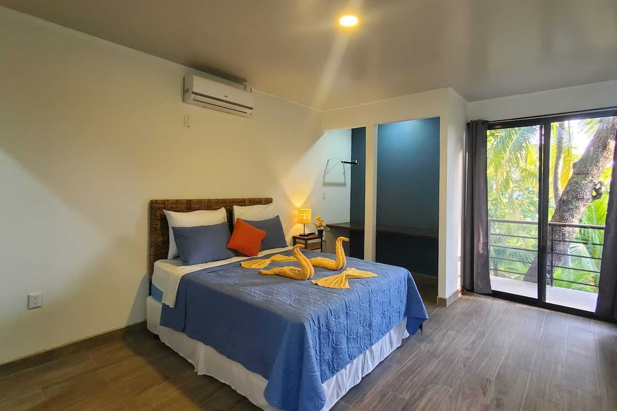 Classic Room | Free WiFi, bed sheets