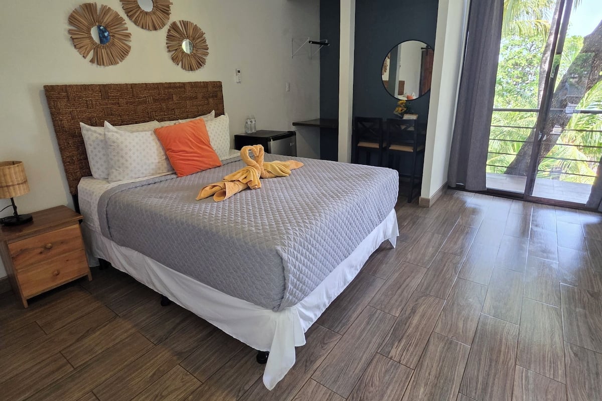 Classic Room | Free WiFi, bed sheets