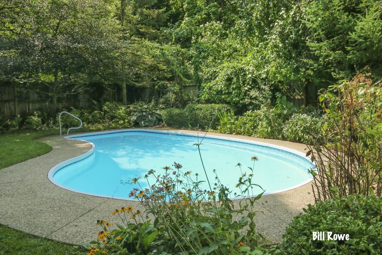 Downtown Douglas Farmhouse Oasis