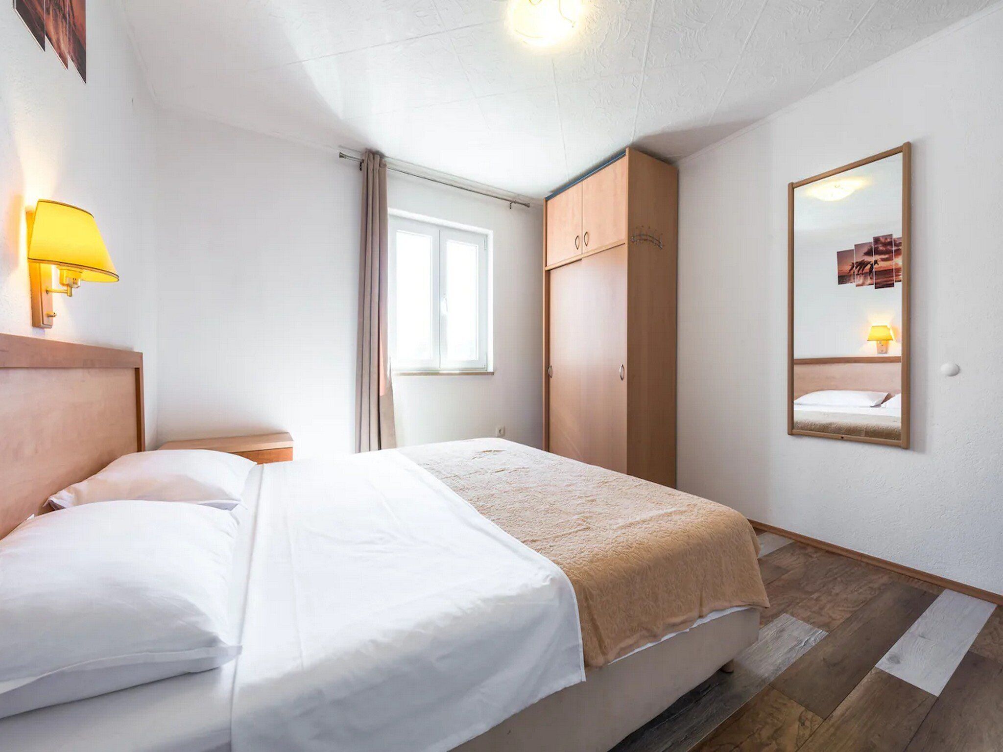 Departamento (Two Bedroom Apartment with Balcony) | 2 habitaciones y cunas gratuitas 