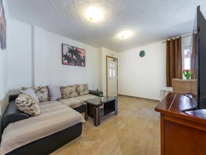 Living room - Prlender Apartment (Zupa dubrovacka)