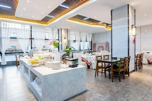 Yunti Hotel