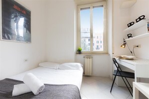 2 bedrooms, iron/ironing board, internet, bed sheets - Pigneto apartment.Pigneto apartmentPigneto apartmentPigneto apartmentPigneto apartmentPigneto ... (Rome)