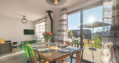 Gites de TENO BRAS - New house with all comforts, 1 km from the sea.