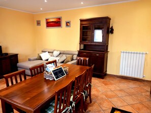 Dining - Tourist accommodation in the heart of Ronciglione (VT) (Ronciglione)