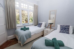 2 bedrooms, individually decorated, individually furnished, free WiFi