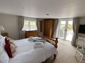 Cottage | 5 bedrooms, individually decorated, individually furnished, free WiFi - Farmhouse (Pwllheli)