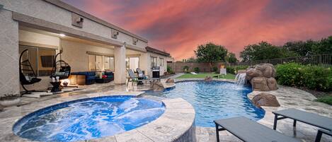 ハウス 4 ベッドルーム | プール | 温水プール