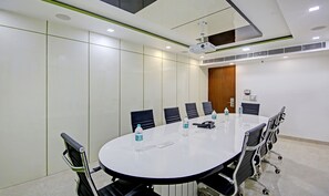 Meeting facility - Treebo Jannat Residency (New Delhi)