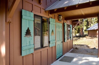 Cabins in Eastern Oregon, Near Strawberry Mountain Wilderness
