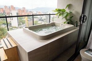 Apartemen, 1 kamar tidur | Pemandangan dari kamar