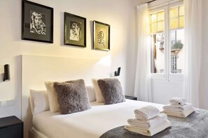 2 chambres, fer et planche à repasser, lit parapluie, Wi-Fi gratuit