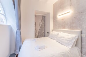 1 bedroom, iron/ironing board, free WiFi, bed sheets - [Genoa Center] Column-Cathedral of San Lorenzo (Genova)