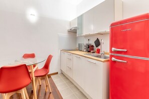 Fridge, microwave, coffee/tea maker, electric kettle