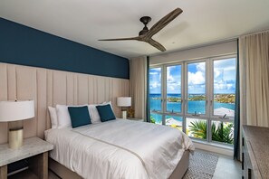 Deluxe Condo, Multiple Beds, Pool Access, Ocean View | 고급 침구, 필로우탑 침대, 객실 내 금고, 각각 다른 스타일의 인테리어