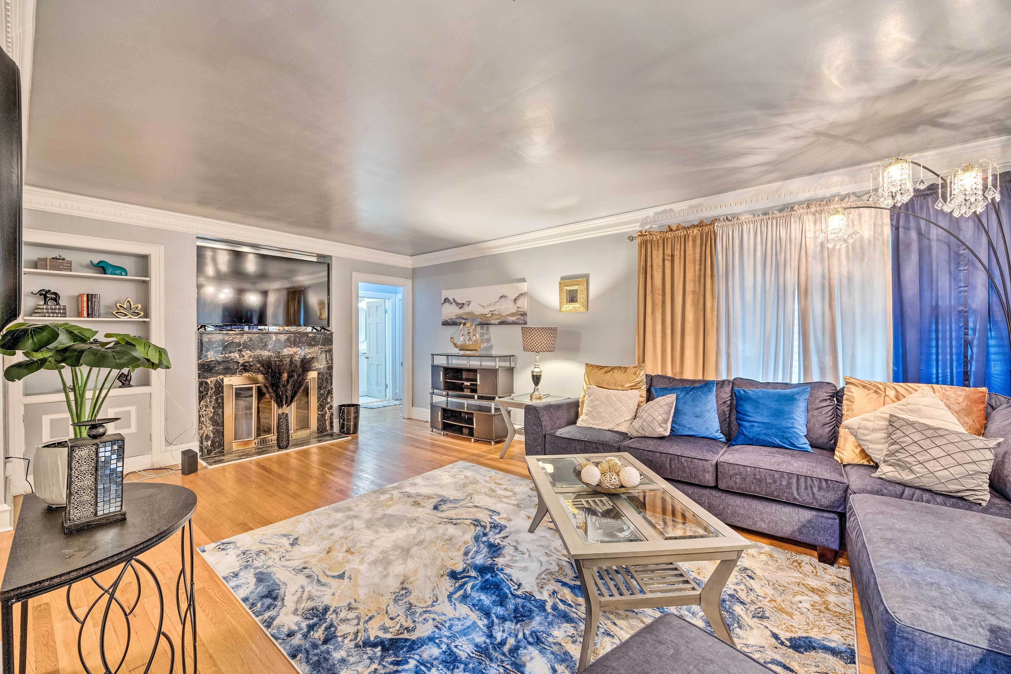 Chic Petersburg Home w/ Game Room - Dogs OK!