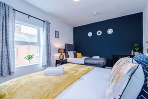 3 Schlafzimmer, Bügeleisen/Bügelbrett, Reisekinderbett, WLAN