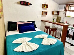 Standard Room | Free WiFi, bed sheets - FLATS VASCONCELOS (Itacaré)