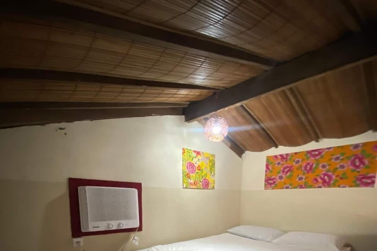 Family Apartment | Free WiFi, bed sheets