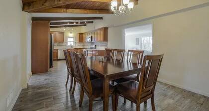 The Farmhouse in a Quiet Location Near the Metro