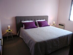 3 多间卧室、熨斗/熨衣板、旅行婴儿床、免费 WiFi