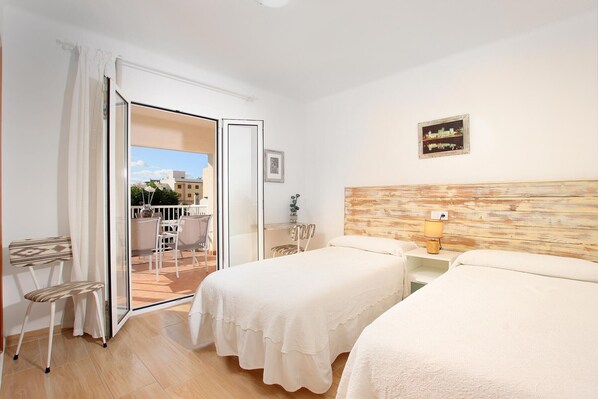 3 bedrooms, iron/ironing board, travel crib, free WiFi - Amelio, Apartment 5StarsHome Mallorca (Puerto Pollensa)