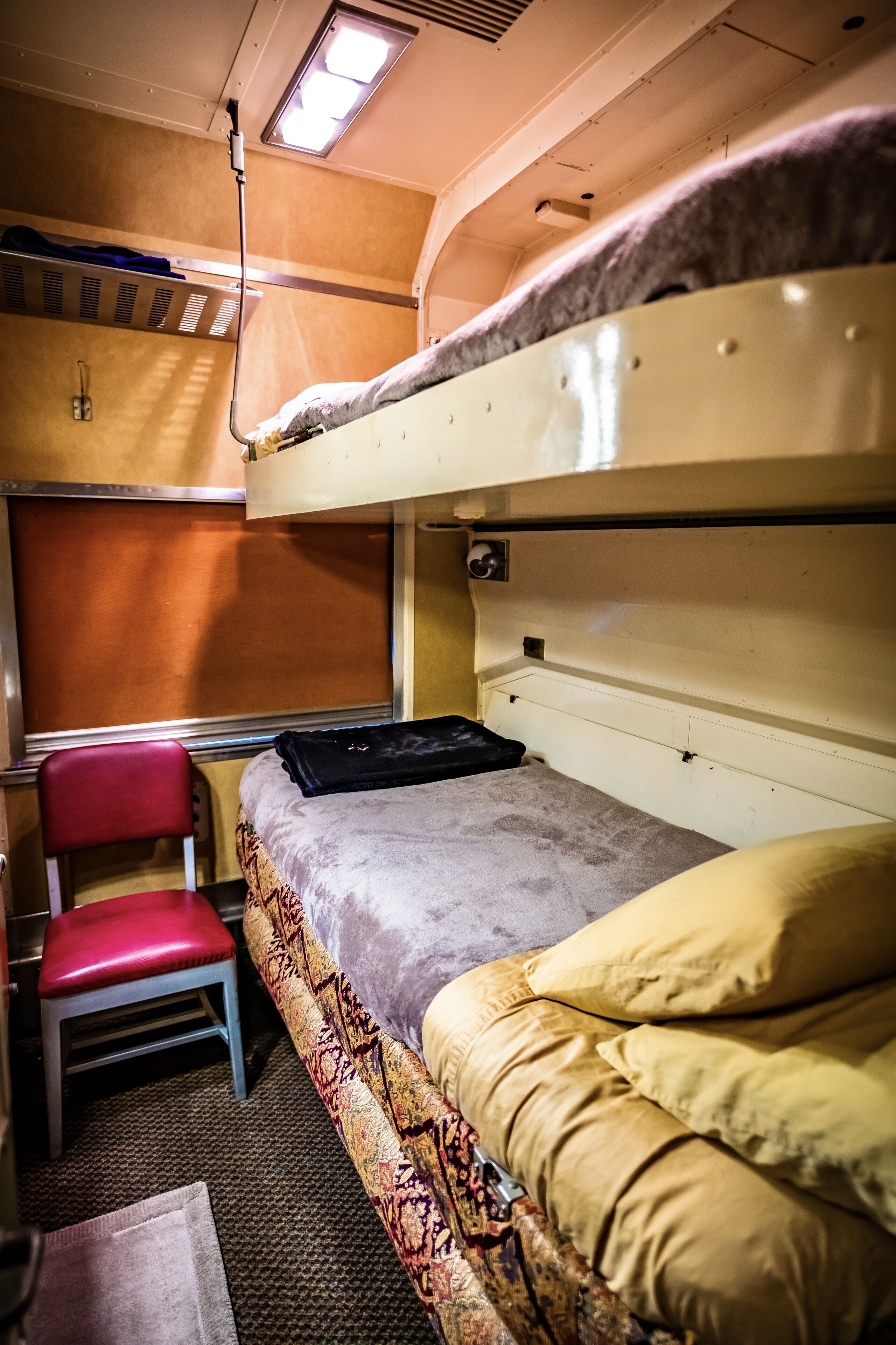 3 bedrooms, iron/ironing board, WiFi (surcharge), bed sheets
