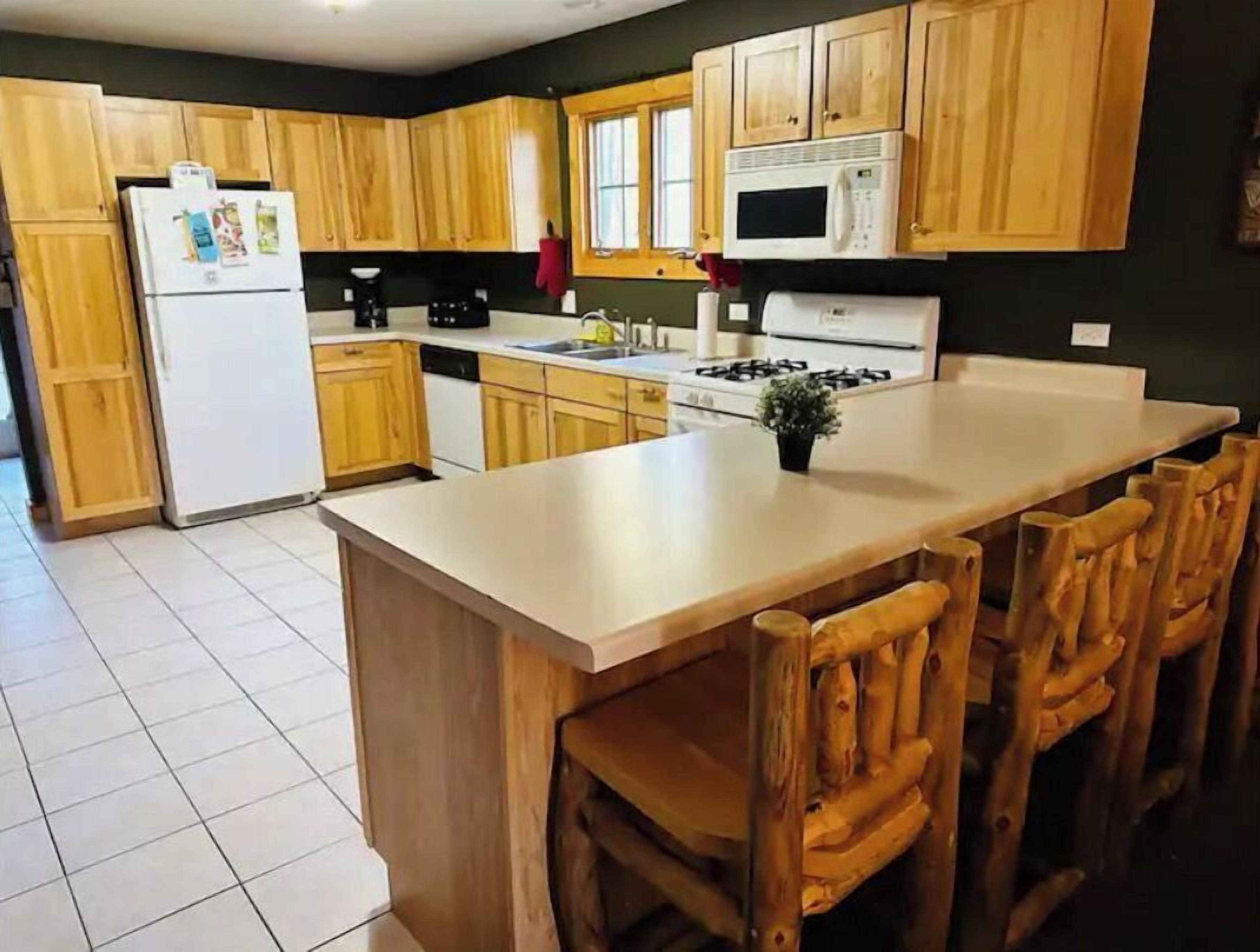 冰箱、微波炉、烤  箱、炉灶