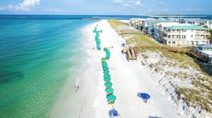 Beach nearby, sun-loungers, beach towels