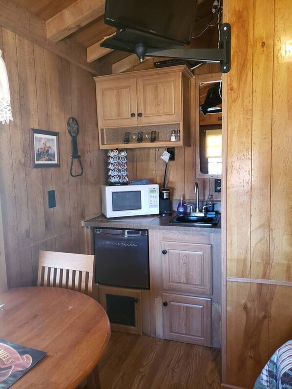 Fridge, microwave, coffee/tea maker