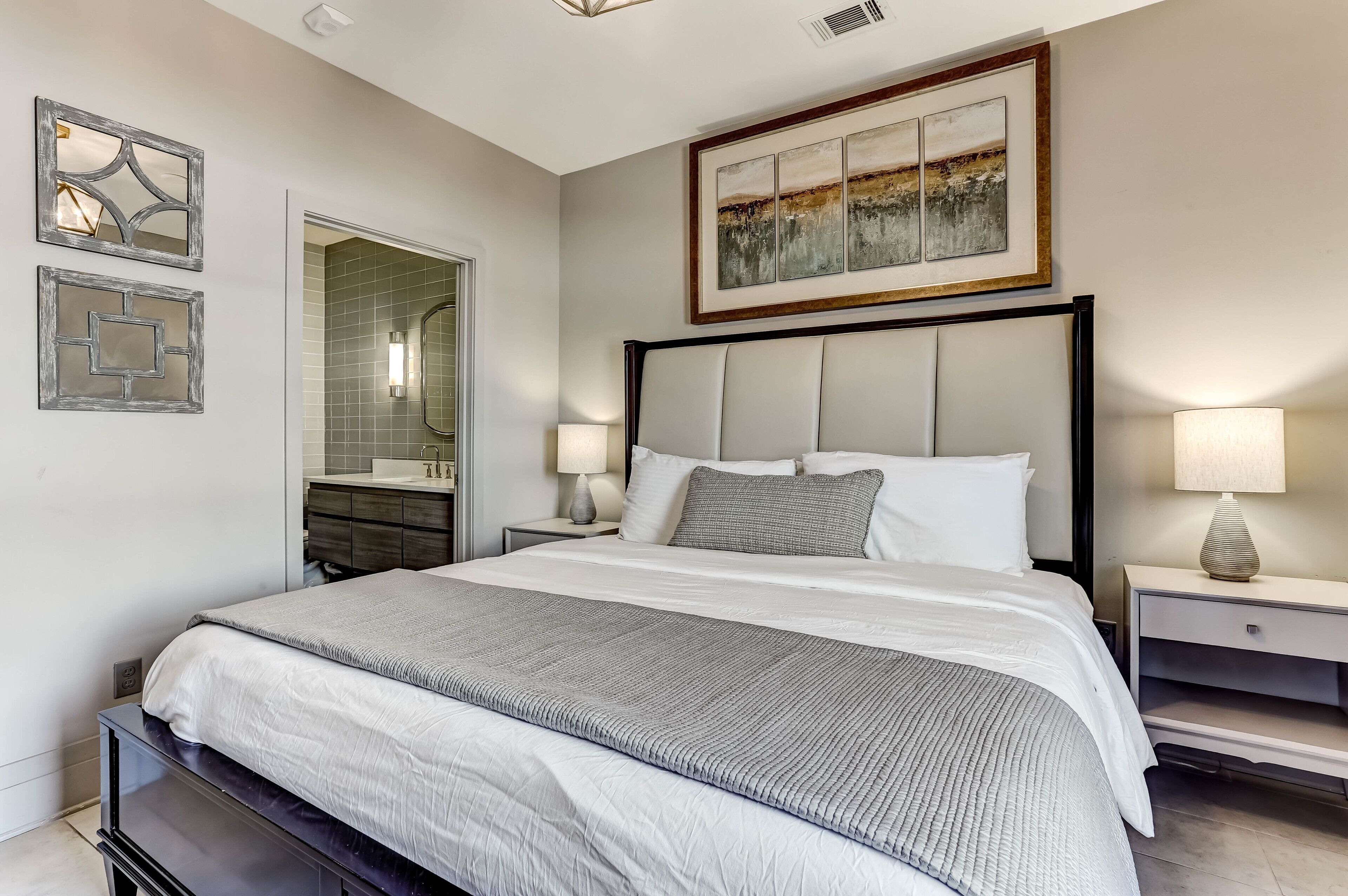 1 soverom, strykejern/-brett, wi-fi og sengetøy