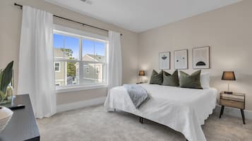 3 chambres, bureau, fer et planche à repasser, Wi-Fi gratuit