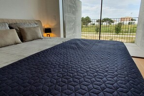 3 bedrooms, iron/ironing board, travel cot, free WiFi