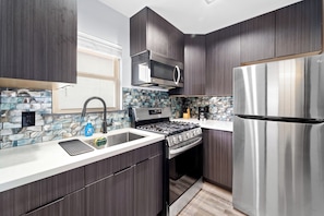 Standard Studio Suite | Private kitchen