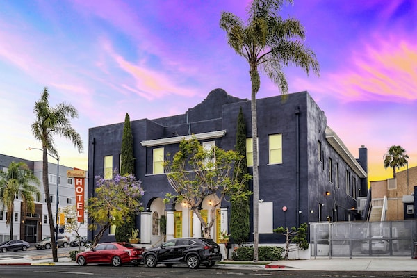 The Neon Elm Hotel - San Diego, CA
