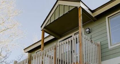 Mountain Escape in Fraser near Winter Park Trails