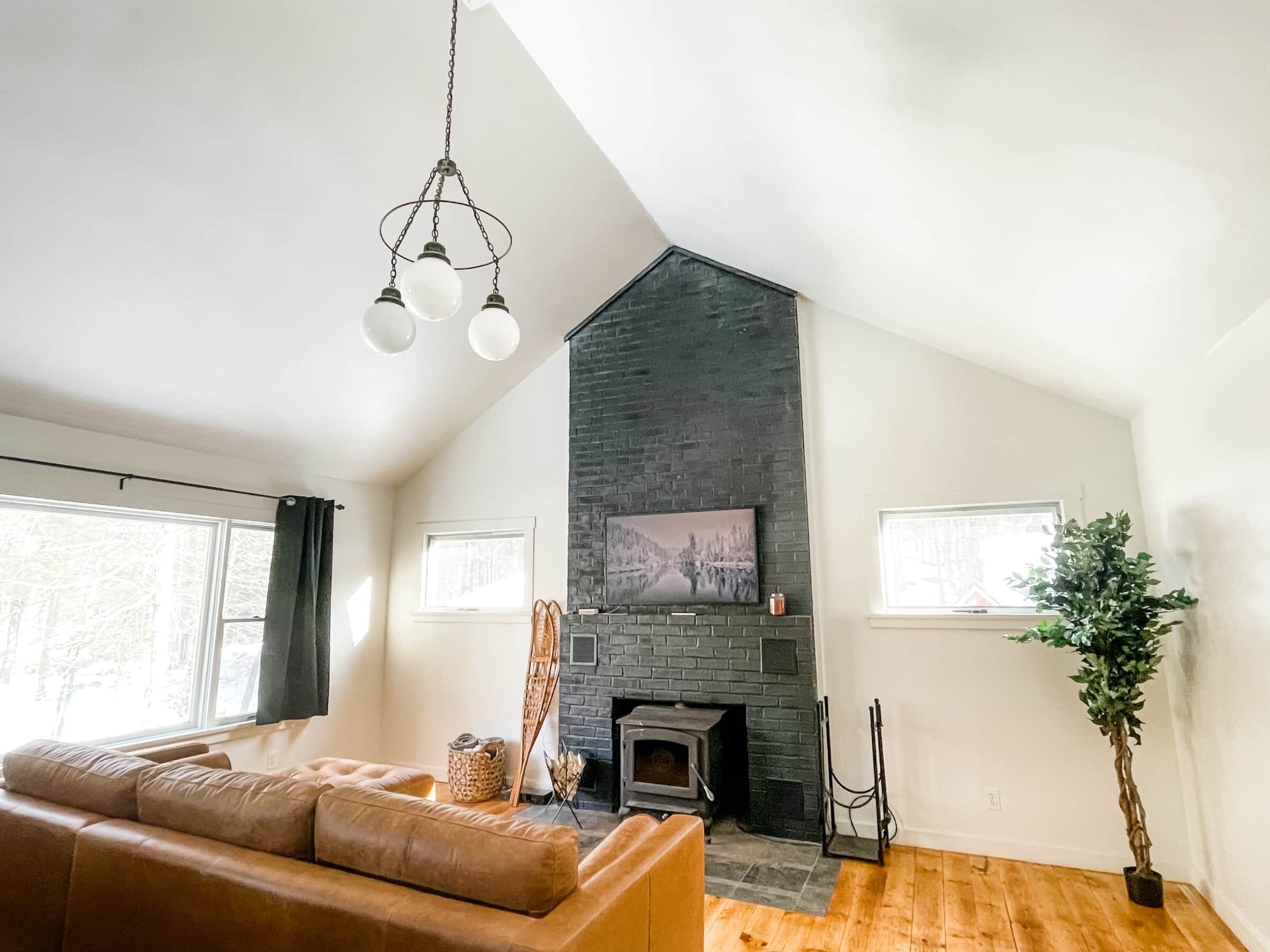 The Brookside Lodge & Cottage