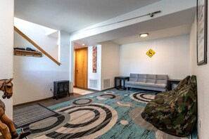 Smart TV, fireplace, video games, DVD player