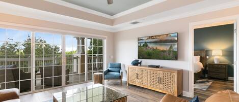 Smart TV, video games