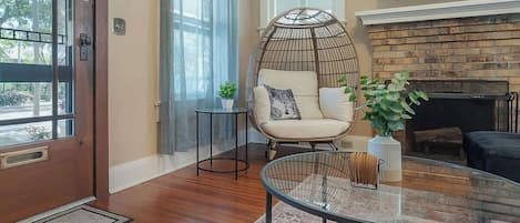 TV, fireplace, offices