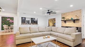 Smart TV, offices