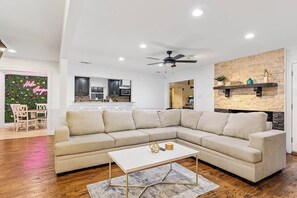 Smart TV, offices