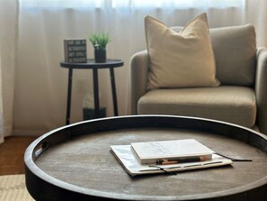 Interior - Chic, Simple, Clean Westerville Flat (Westerville)