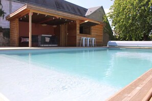 Piscine extérieure, piscine chauffée