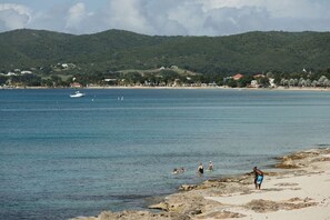 Tumbonas y toallas de playa