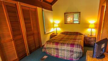 Loft, 2 chambres | 2 chambres, literie de qualité, décor unique, ameublement unique