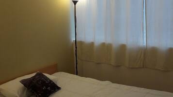 JIMENEZ | Wi-Fi gratuit, draps fournis